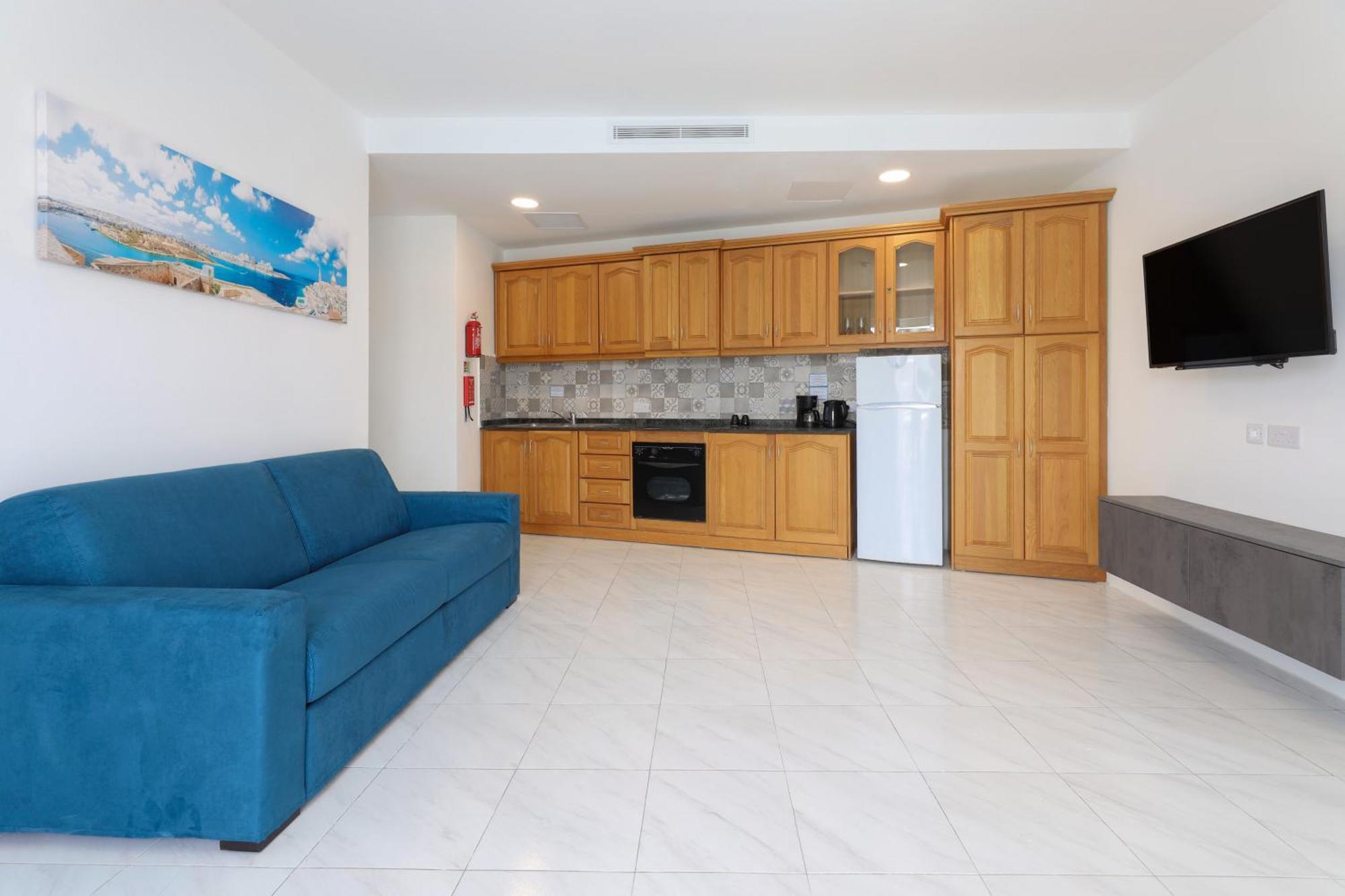 Seaview Stays St. Paul's Bay Room photo