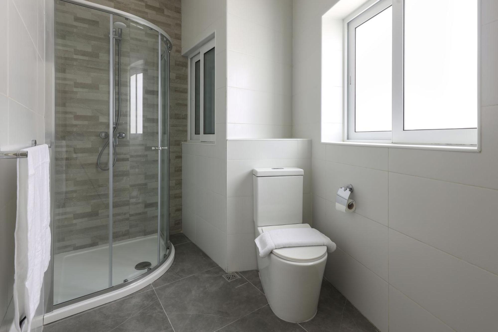 Seaview Stays St. Paul's Bay Room photo