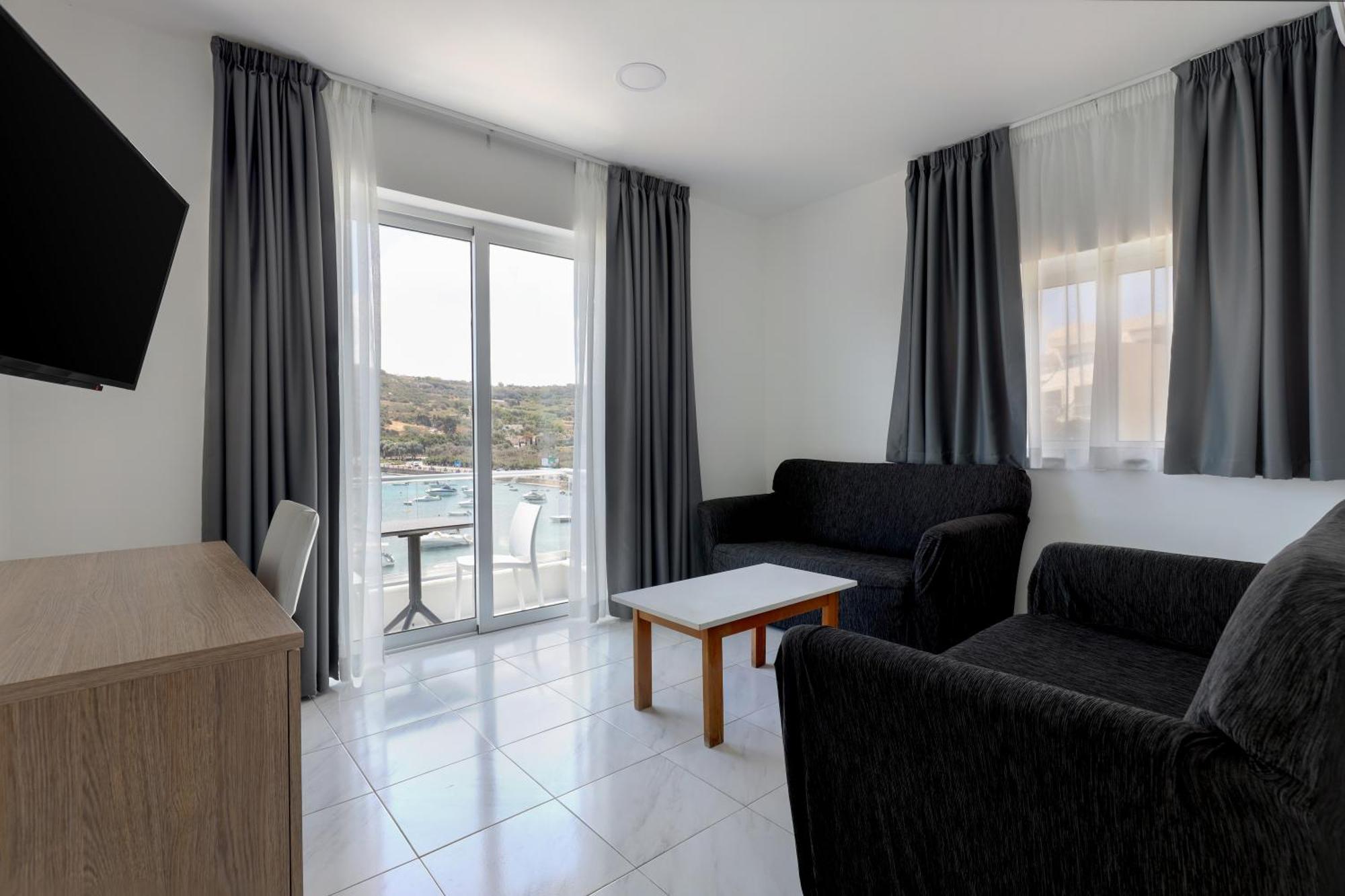 Seaview Stays St. Paul's Bay Room photo